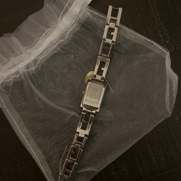 Guess Square Face Watch w/ Extensions - Picture 6 of 8